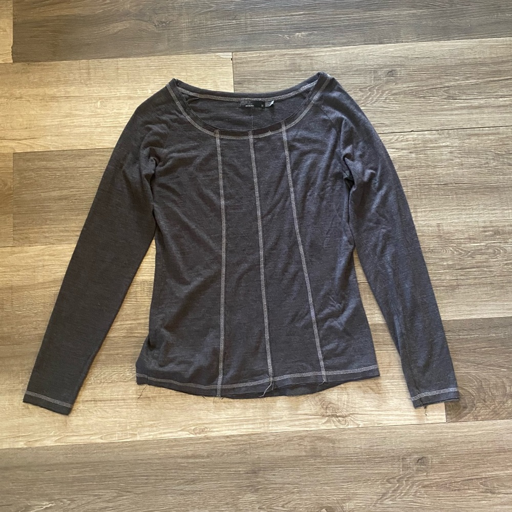 Prana long sleeves women’s top - Size M